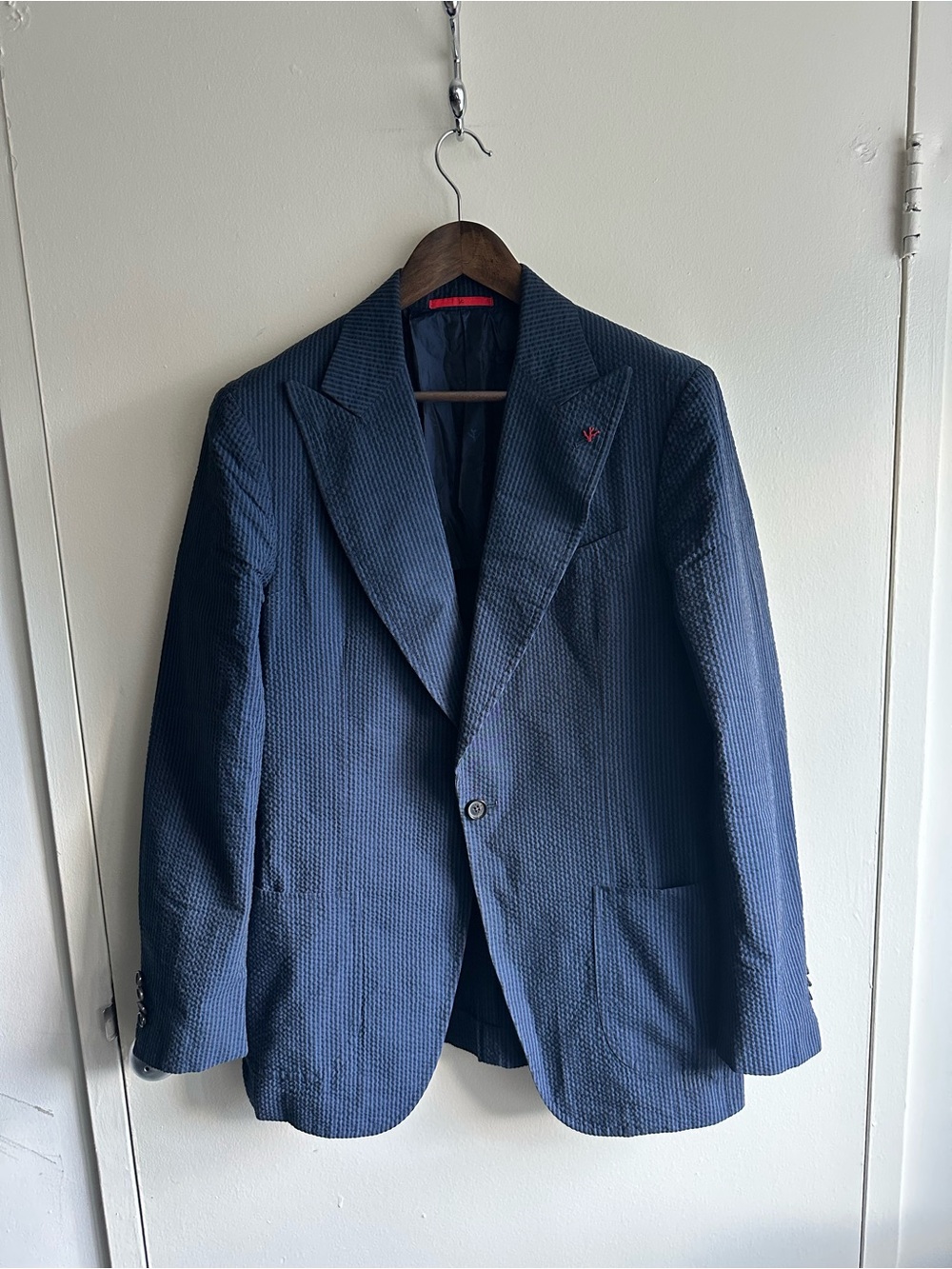 RARE Bespoke ISAIA Seersucker Navy Single-Button Peak Lapel Blazer